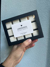Load image into Gallery viewer, luxury coconut wax melts
